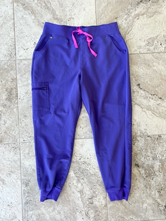 Figs Pants - FIGS Zamora Jogger Scrub Pants in Purple w/ Pink Drawstring, size L/P